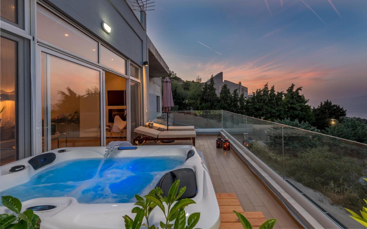 Flyviewflatsgold Privatehottub With Seaview Apartment Ixia  Exterior photo